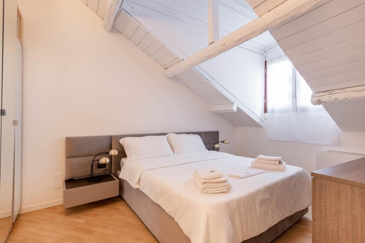 Brera Flat Near Duomo Apartment Milan Luaran gambar